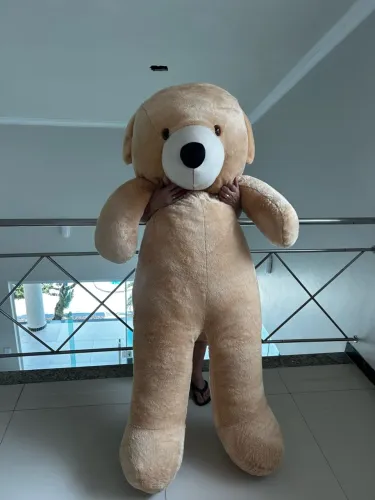 Urso de pelúcia gigante