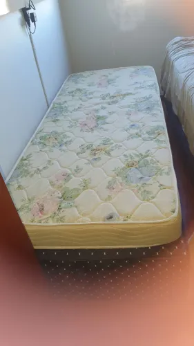 Como box solteiro com colchão D33
