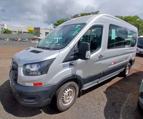 Ford Transit 2022, 16 lugares 515