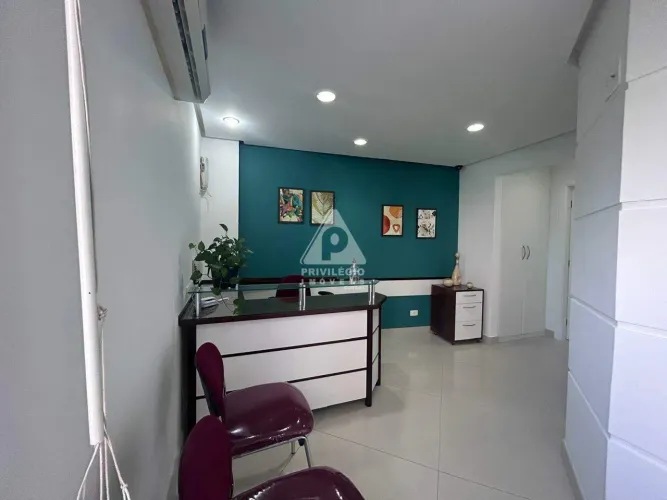 Sala Comercial de 36m² no Mall Number One | Pronta para Consultório/Escritório Barra da T