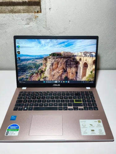 Notebook ASUS E510 ? Celeron | Windows 11 | Excelente estado