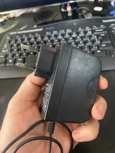 Fonte para monitores e tvs LG