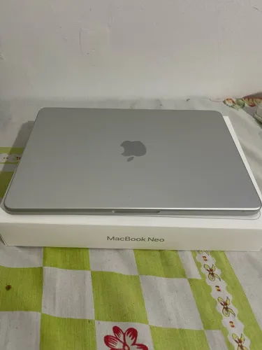 MacBook Neo ZERO ZERO