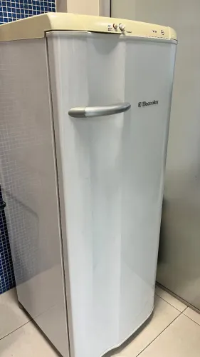 GELADEIRA ELECTROLUX - ÓTIMO ESTADO