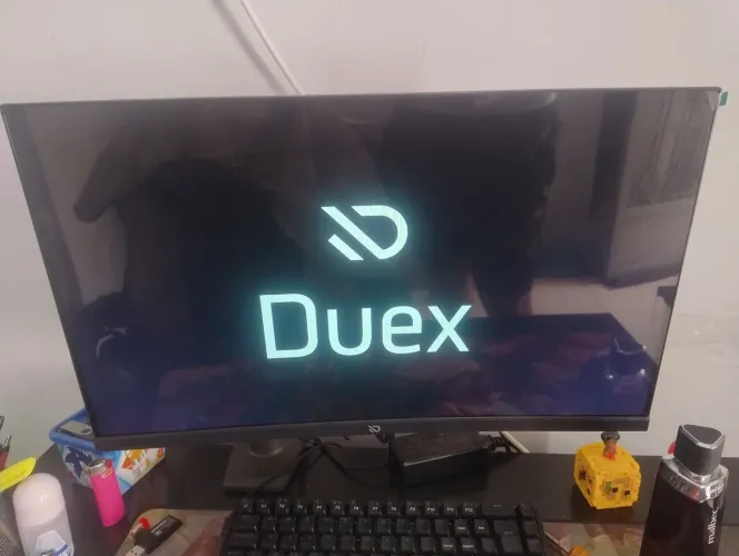 Monitor DUEX curvo 180Hz 24 ler a descrição do anúncio