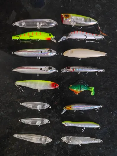 16 iscas artificiais para pesca tucunaré
