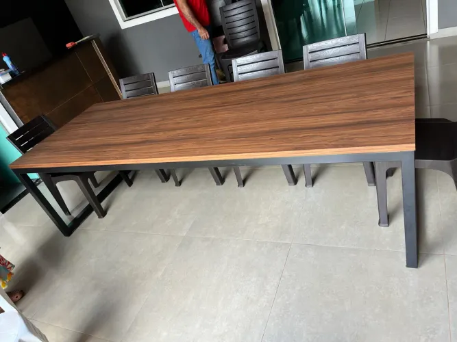 Mesa de jantar grande