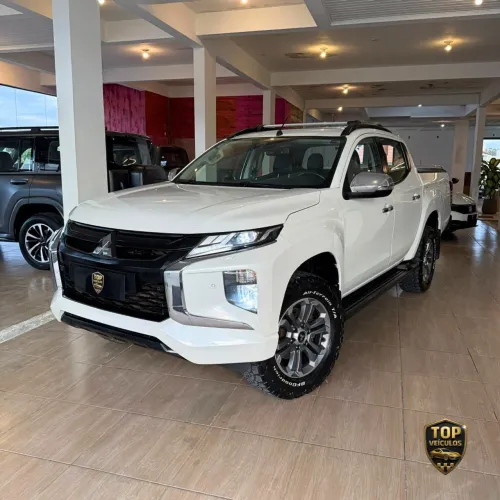 Mitsubishi L200 Triton Sport HPE-S 2.4 CD Dies. AUT 2022