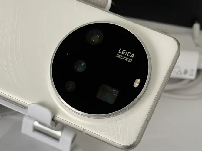 Xiaomi 15 Ultra com Kit Fotográfico