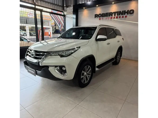 Toyota Hilux SW4 4X4 2.8 Diesel 2020