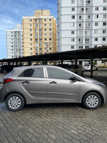 Hyundai HB20 Unique 1.0 Flex 12V Mec. 2019