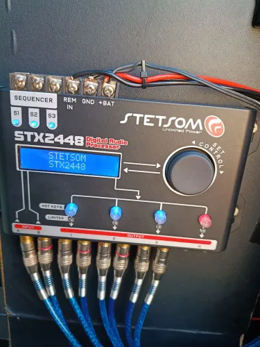 vendo processador de áudio Stetsom 2448