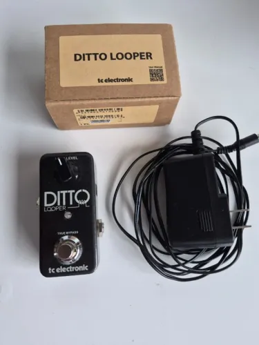 TC Electronic Ditto Looper Seminovo com Caixa e Fonte Bivolt
