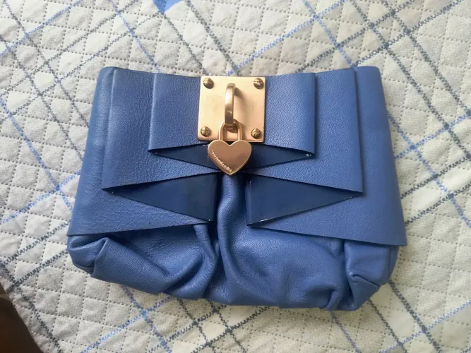 Bolsa de mão em couro Maria Bonita
