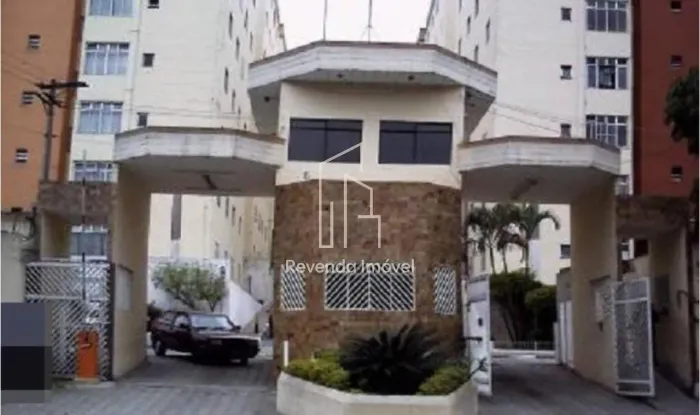 Apartamento à venda no Centro de Guarulhos-SP: 1 quarto, 1 sala, 1 banheiro, 1 vaga de gar