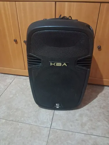 Caixa de Som Bluetooth à Venda