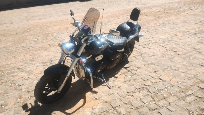 Suzuki bolevard M800