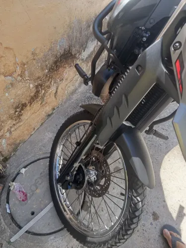 XTZ Lander 2025 em ótimo estado!! 26.500R$