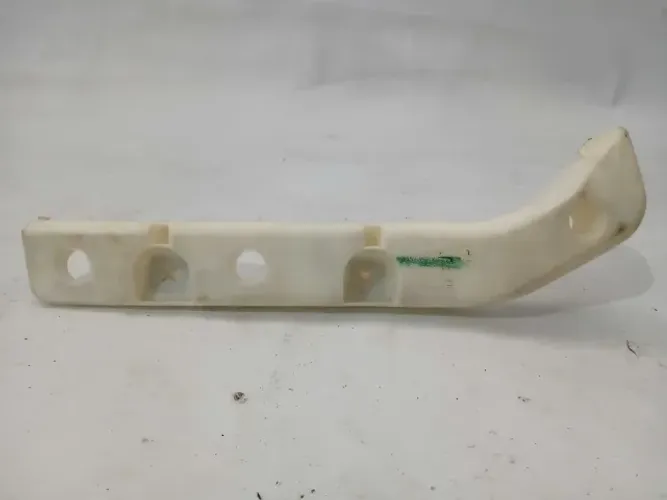 GUIA DIREITA PARACHOQUE TRASEIRO NISSAN TIIDA 2008/2013