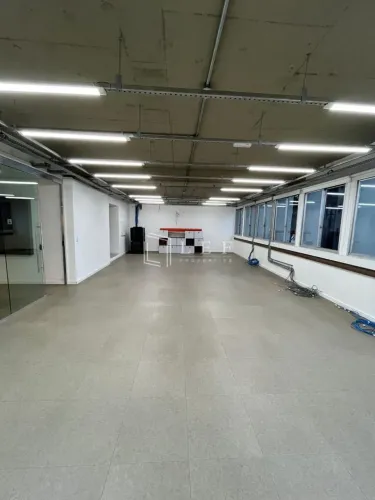 Conjunto Comercial com 203 m², para alugar no bairro Itaim Bibi.