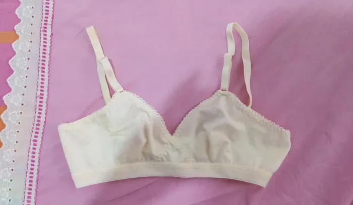 Vendo esse top tamanho P, por r$ 12,00. Aceito pix