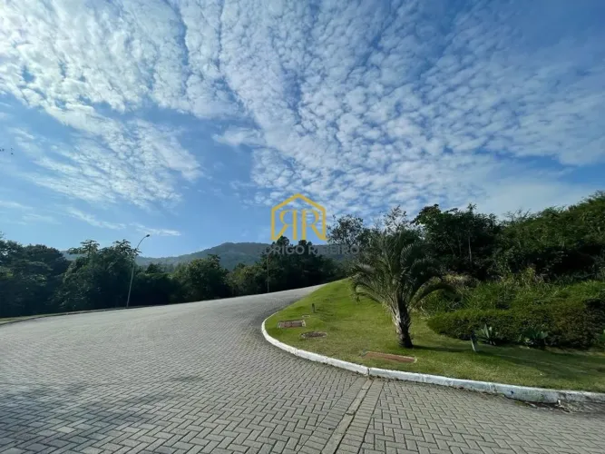 Terreno 519m² pronto pra construir no Itacorubi