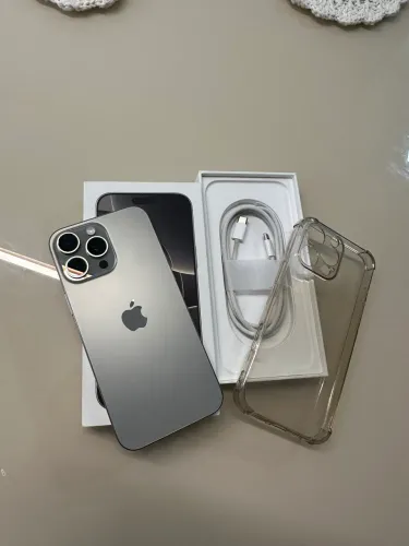 iPhone 16 Pro Max 256GB - Titanium natural