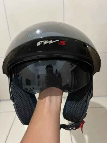 Capacete fw3 aberto