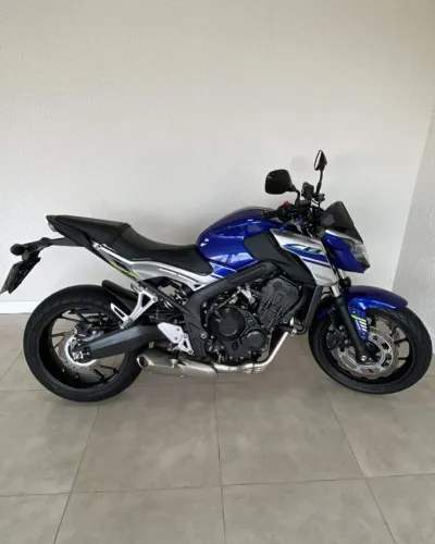 Cb 650 f moto impecável