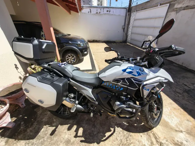 BMW 1300 GS Plus (ainda não garantia c/ 3 baús de brinde)