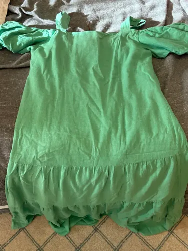 Vestido verde novo