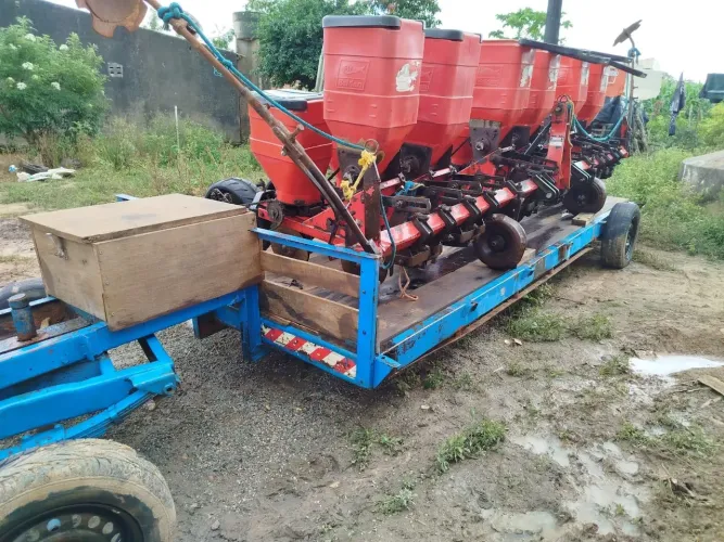 Plantadeira Baldan 6 linhas 