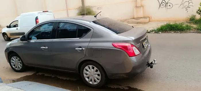 Nissan Versa SV 1.6 16V Flex Fuel 4P Mec. 2014