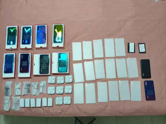 Vendo ou troco 8 celulares todos novos na caixa completos importados marca Xgody