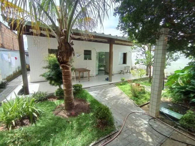 Casa à venda, 2 quartos, 1 suíte, 3 vagas, Camargos - Belo Horizonte/MG