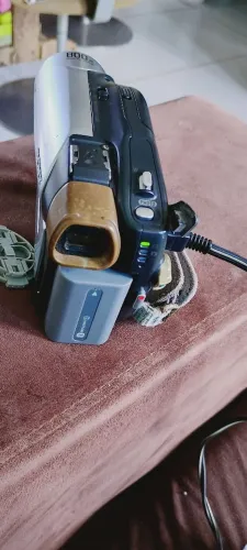Câmera de vídeo sony usada 