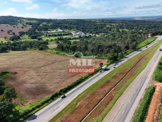 Chácara 9,3 Alqueires (45 hectares) Hidrolândia - GO