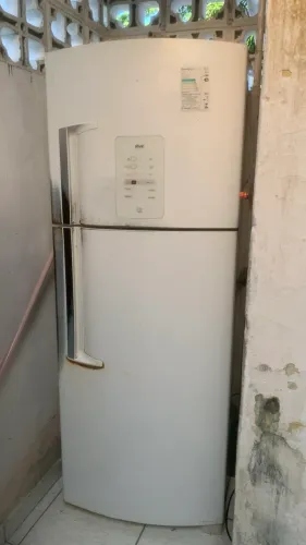 Geladeira com freezer Brastemp BRM48N con capacidad de 403L -branco