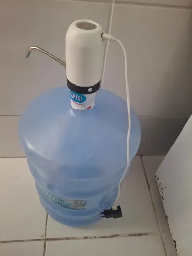 galao agua + bomba