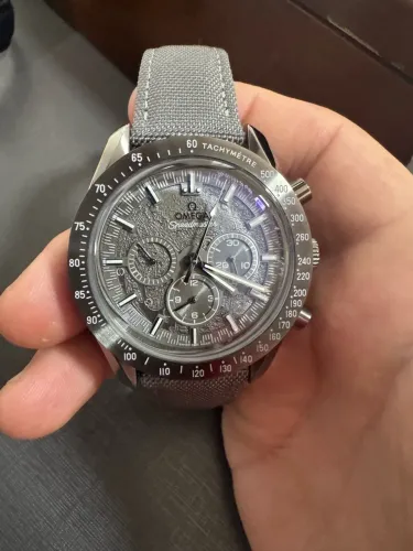 Relogio omega speedmaster grey side of the moon