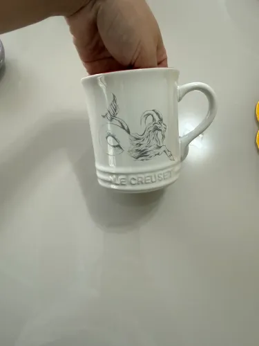 Le creuset caneca signo Capricórnio