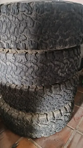Pneu automotivo BFGoodrich 245 75 16