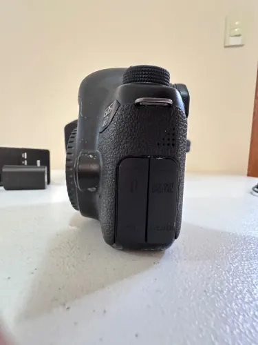 Canon 6D + Bateria + Carregador originais 