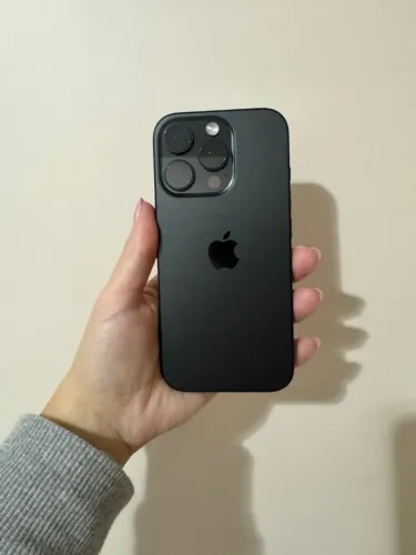 iPhone 16 Pro