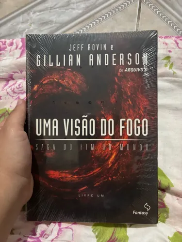 Uma visão do fogo - saga do fim do mundo
