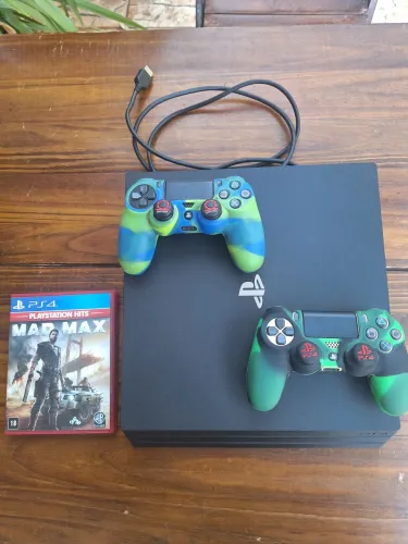 PlayStation 4 Pro 1TB