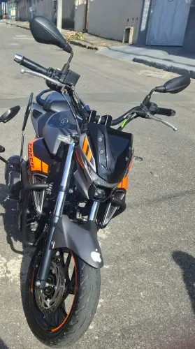 Vendo fz250 impecável muito nova