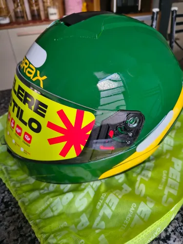 Capacete Peels