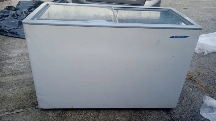 Freezer e refrigerador (Gelopar) em ótimo estado