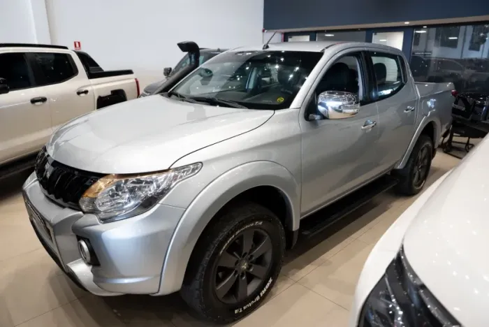 Mitsubishi L200 Triton Sport HPE 2.4 CD Diesel Aut. 2020